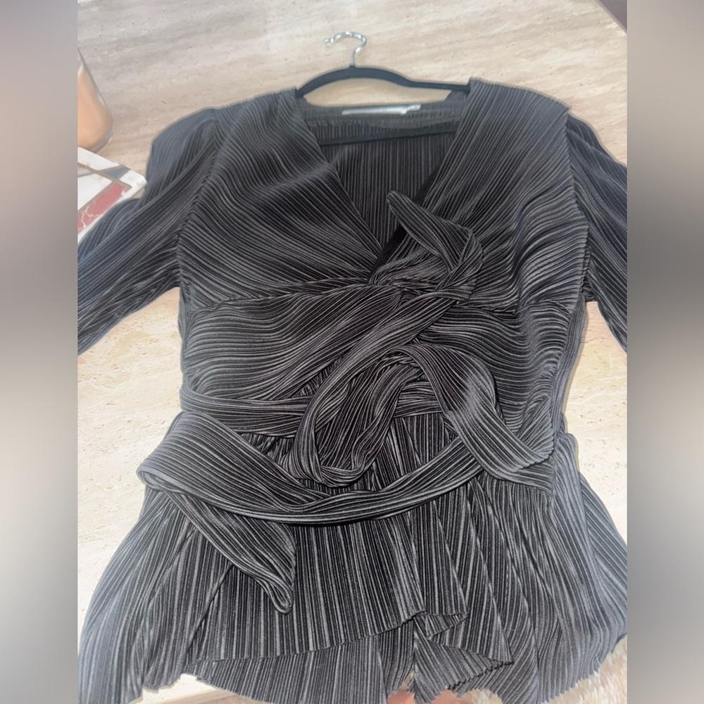 Astr Black Textured Long Sleeve Dress